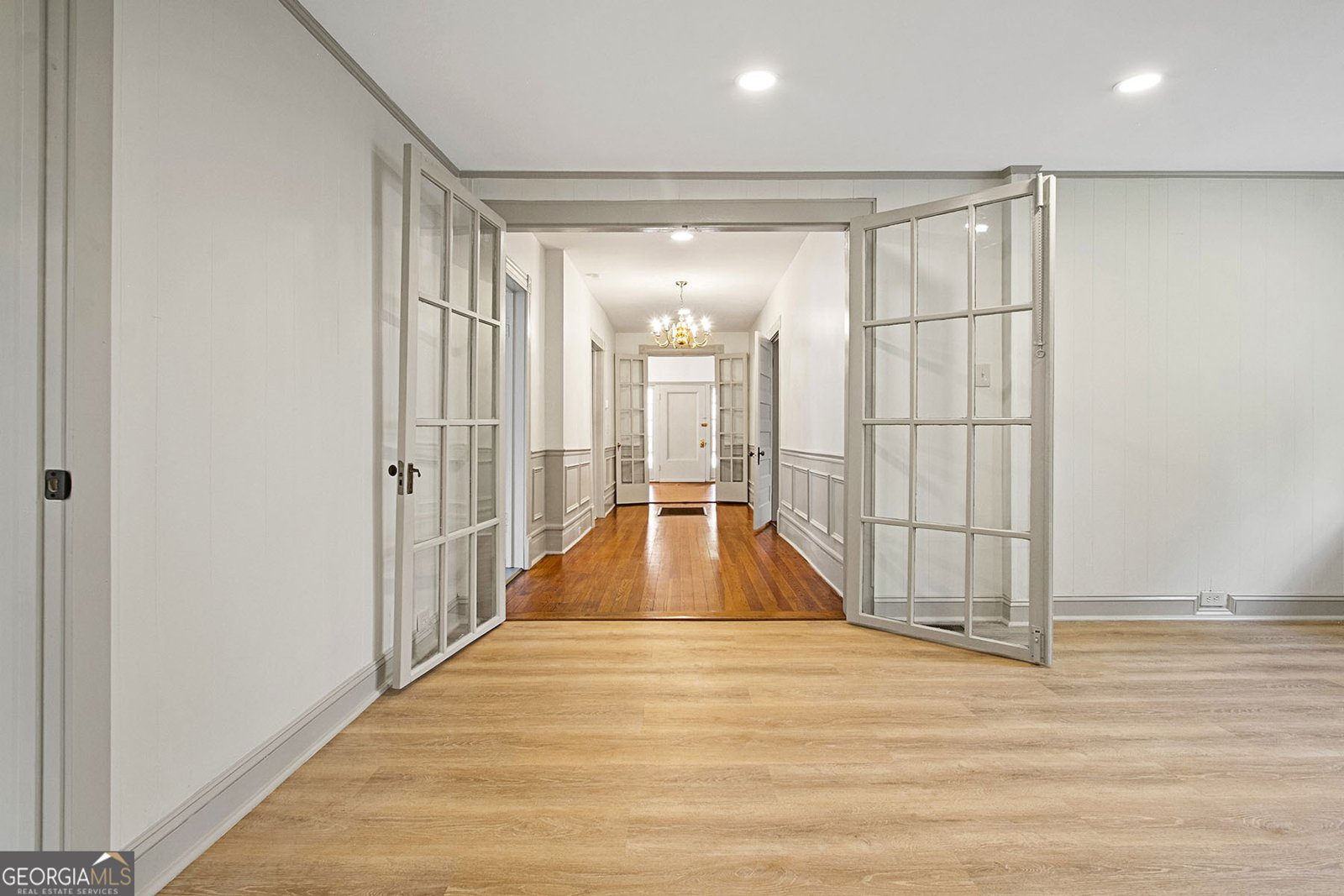 135 Holmes Street Barnesville - 23