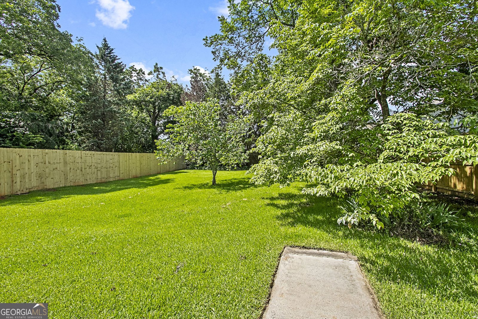 135 Holmes Street Barnesville - 34