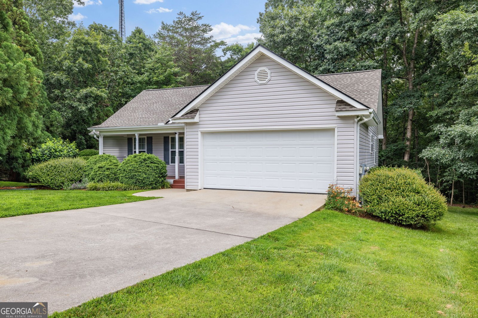 456 Timber Court Clarkesville - 1