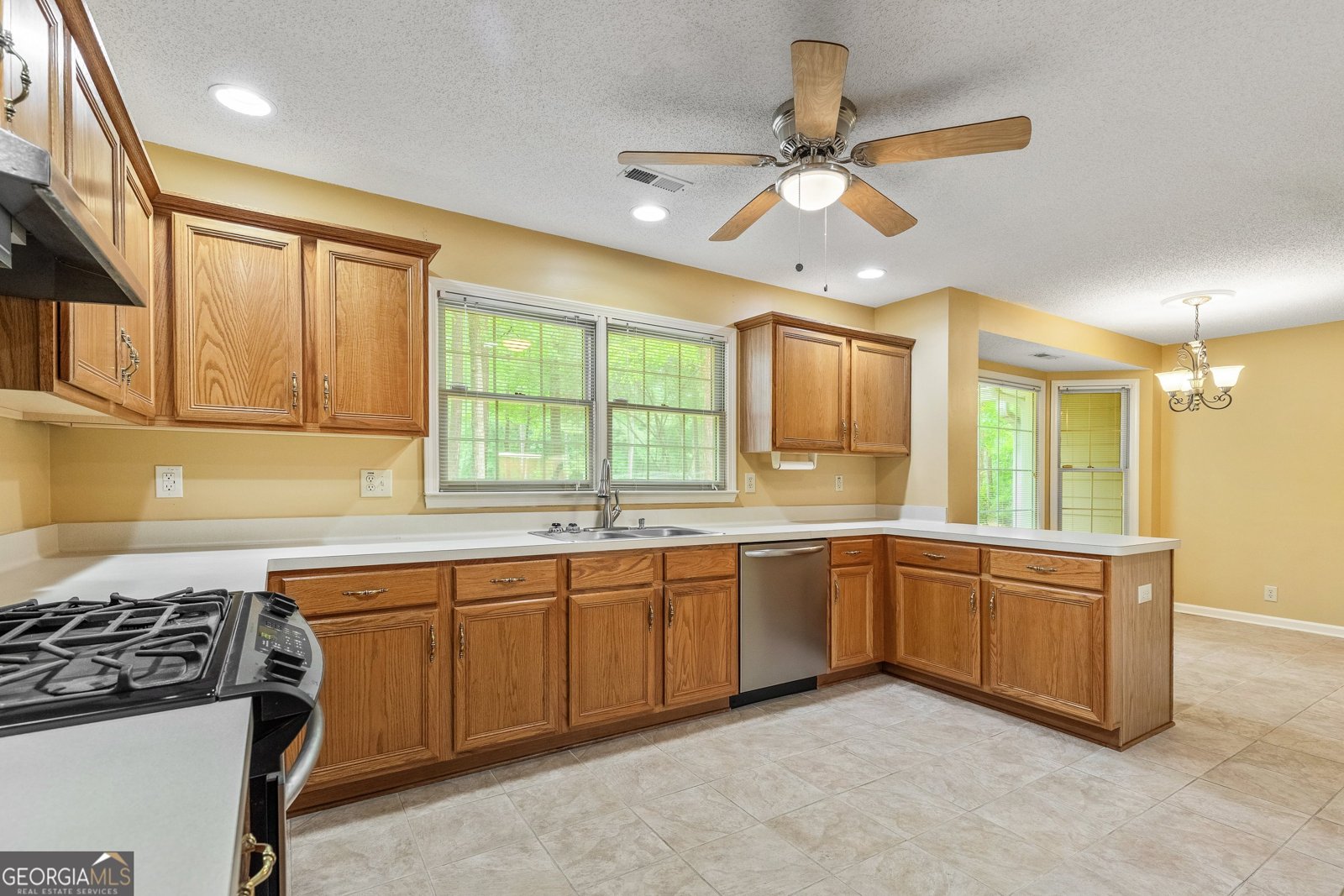 215 Longwood Drive Jonesboro - 32