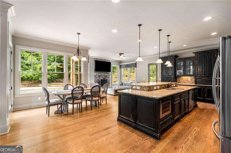 908 Basingstoke Court Suwanee - 16