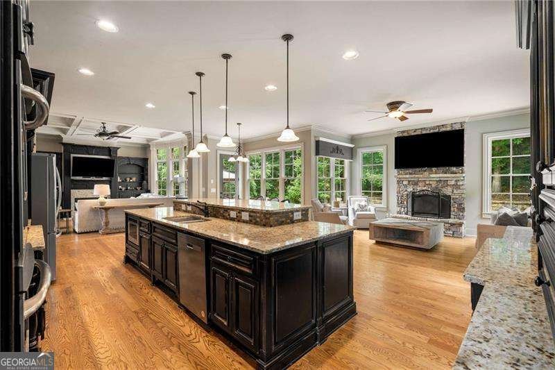 908 Basingstoke Court Suwanee - 18