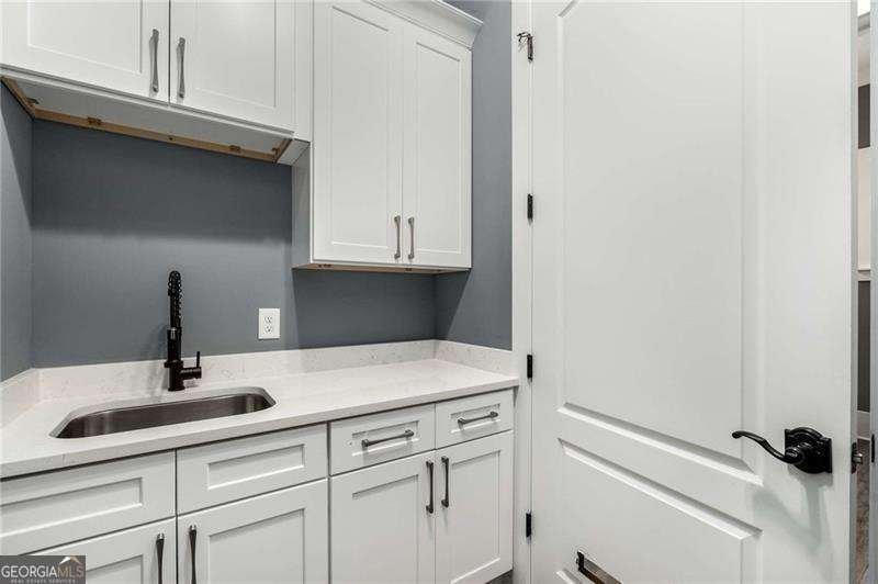 908 Basingstoke Court Suwanee - 42