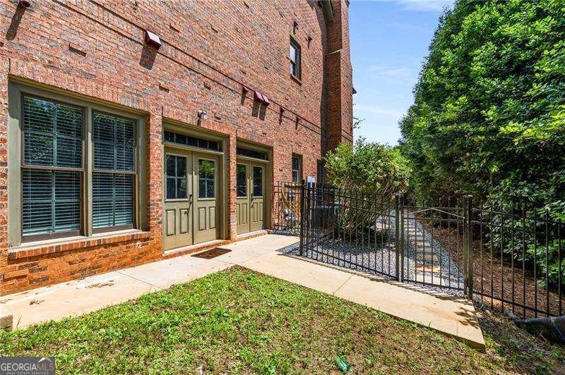 908 Basingstoke Court Suwanee - 52