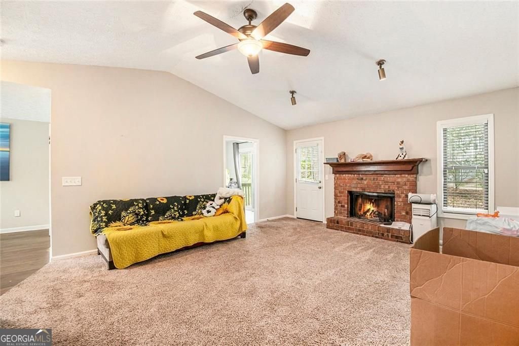 647 Sunshine Trace Acworth - 3