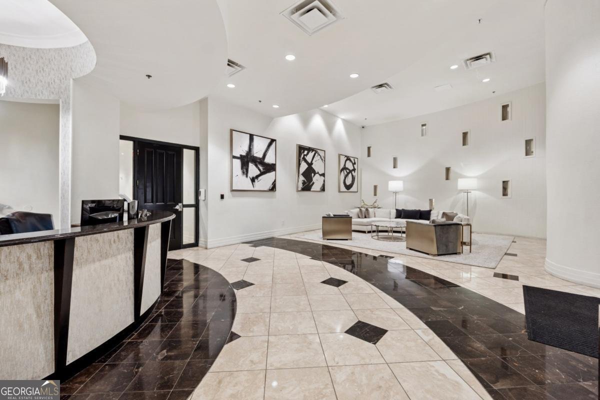 3040 Peachtree Road Atlanta - 11