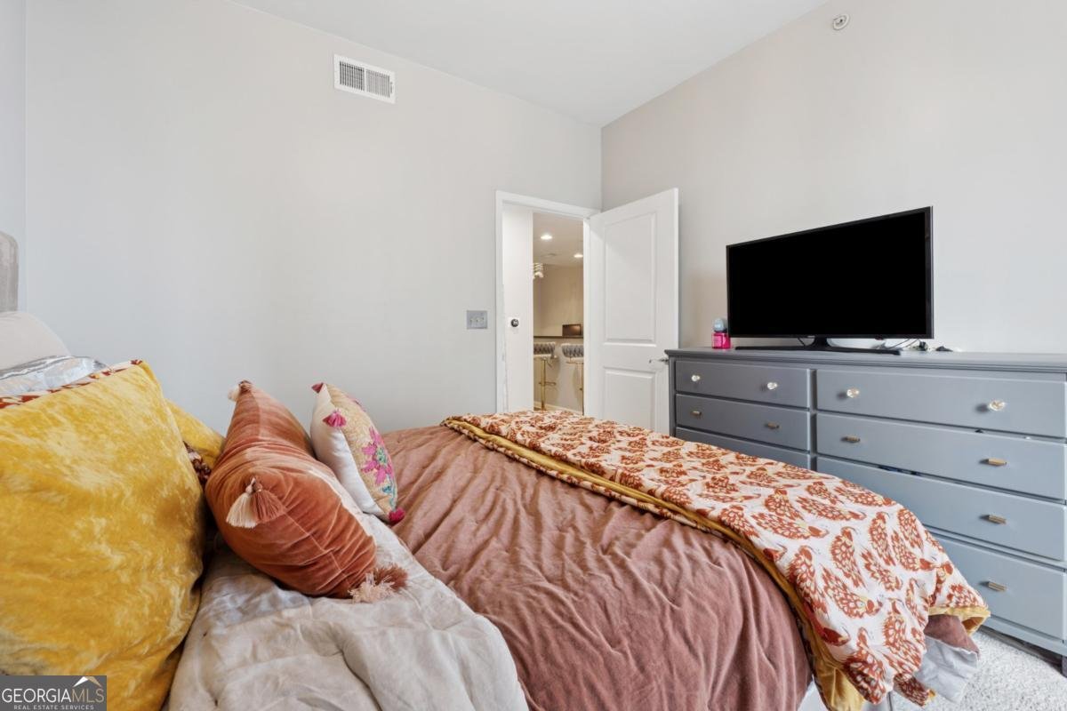 3040 Peachtree Road Atlanta - 3