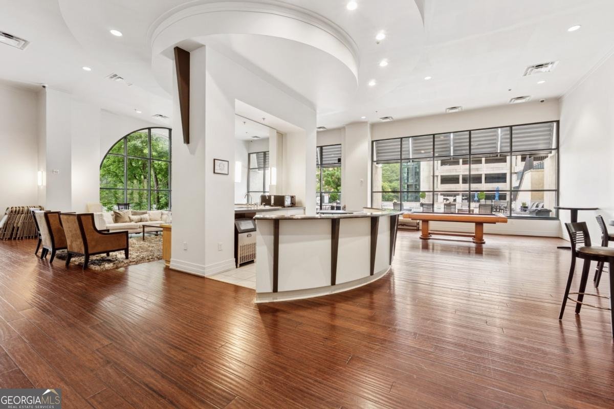 3040 Peachtree Road Atlanta - 9