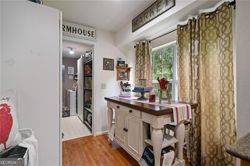 5614 North Hall Place Murrayville - 13