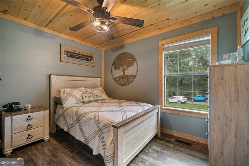 5614 North Hall Place Murrayville - 18