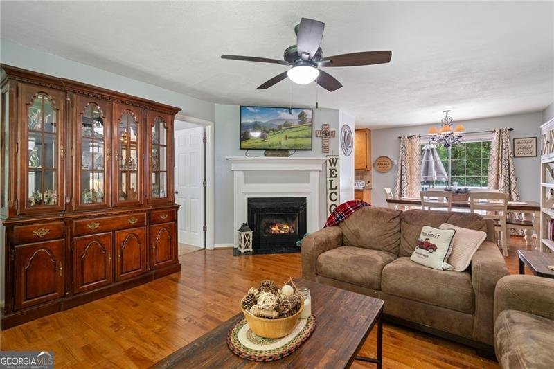 5614 North Hall Place Murrayville - 6