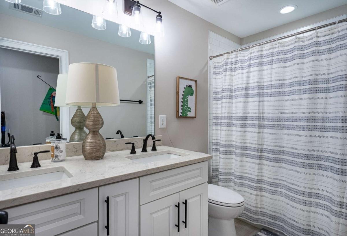 102 Landings Way Lagrange - 21