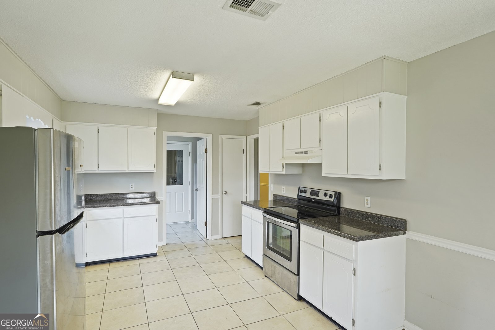 702 Friar Tuck Lane Hinesville - 44