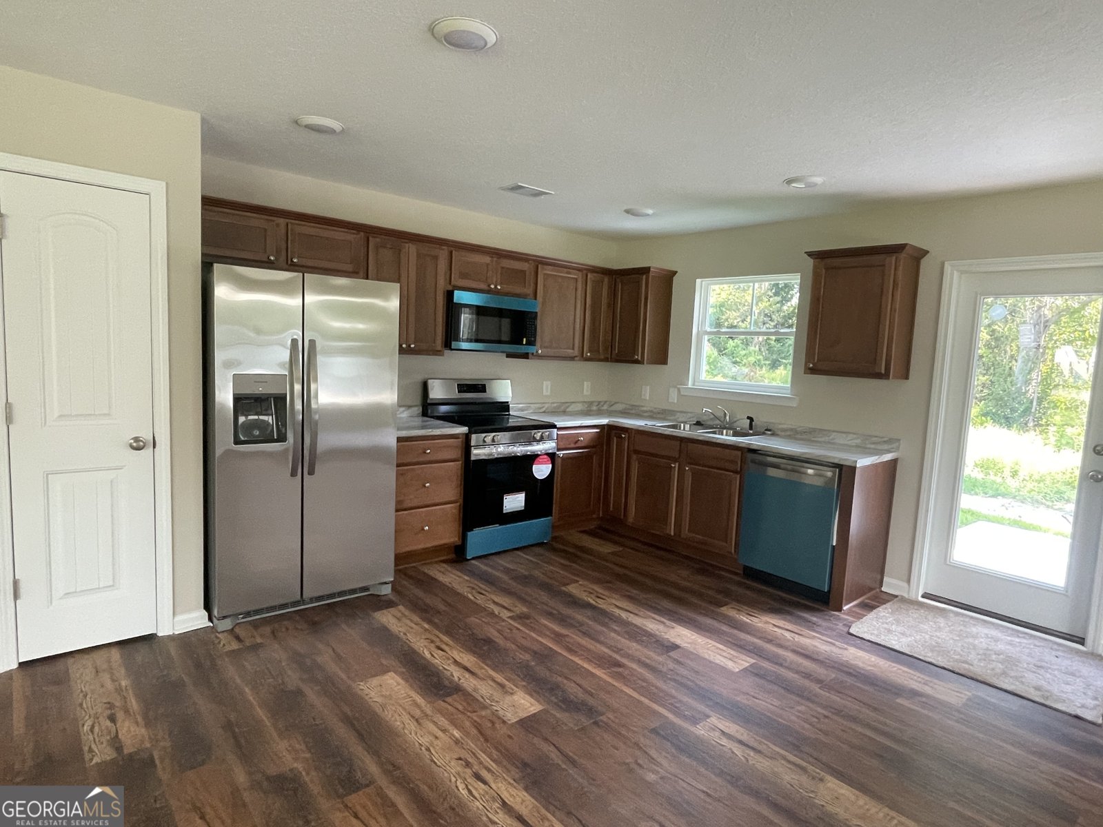 302 Church Street Glennville - 3