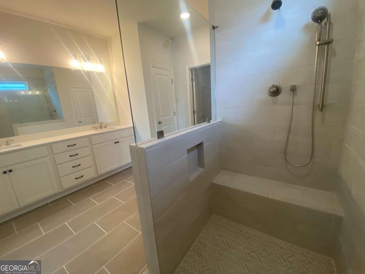 174 Oakdale Road Jefferson - 28