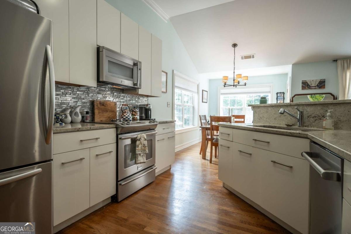 305 Joanne Court Athens - 10