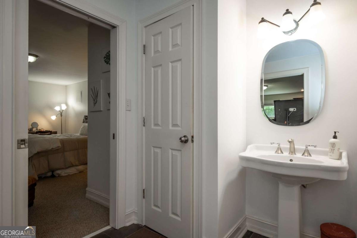 305 Joanne Court Athens - 45