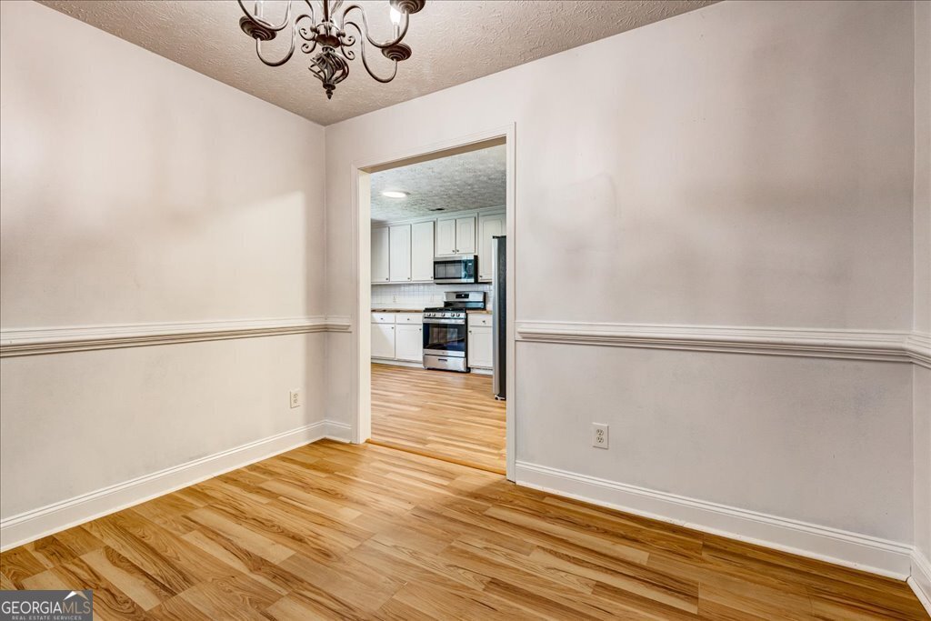 1553 Queen Elizabeth Drive Locust Grove - 21