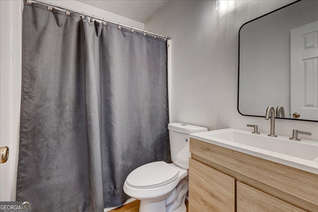 1553 Queen Elizabeth Drive Locust Grove - 30