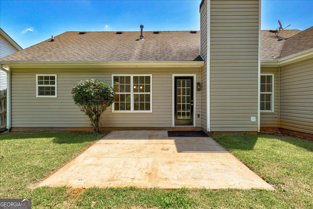 1553 Queen Elizabeth Drive Locust Grove - 36
