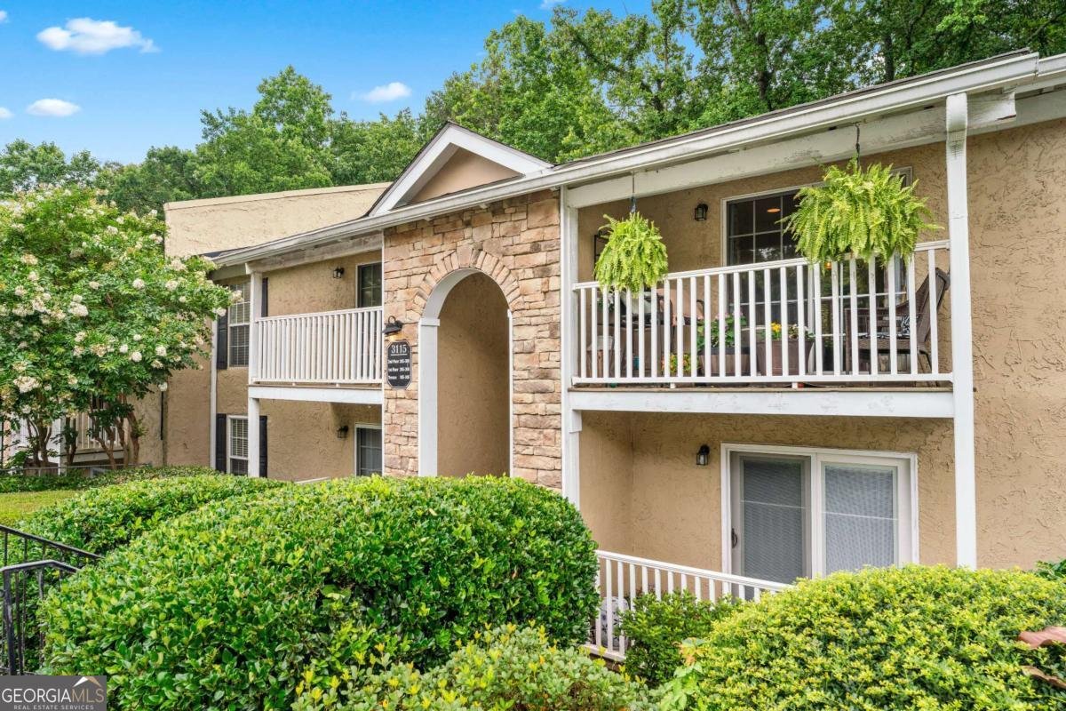 3115 Seven Pines Court Atlanta - 1