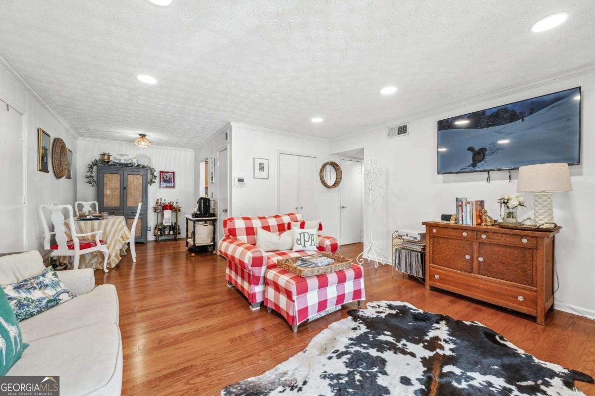 3115 Seven Pines Court Atlanta - 9
