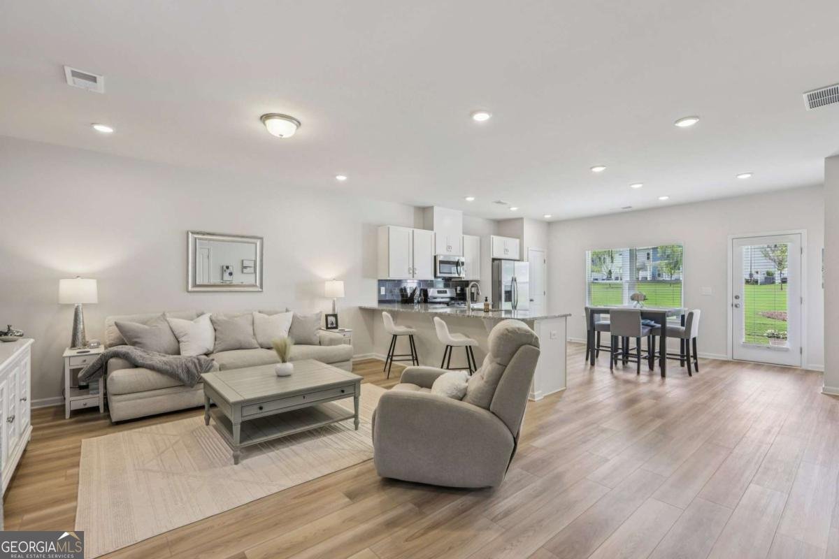 1181 Chastain Drive Sugar Hill - 9