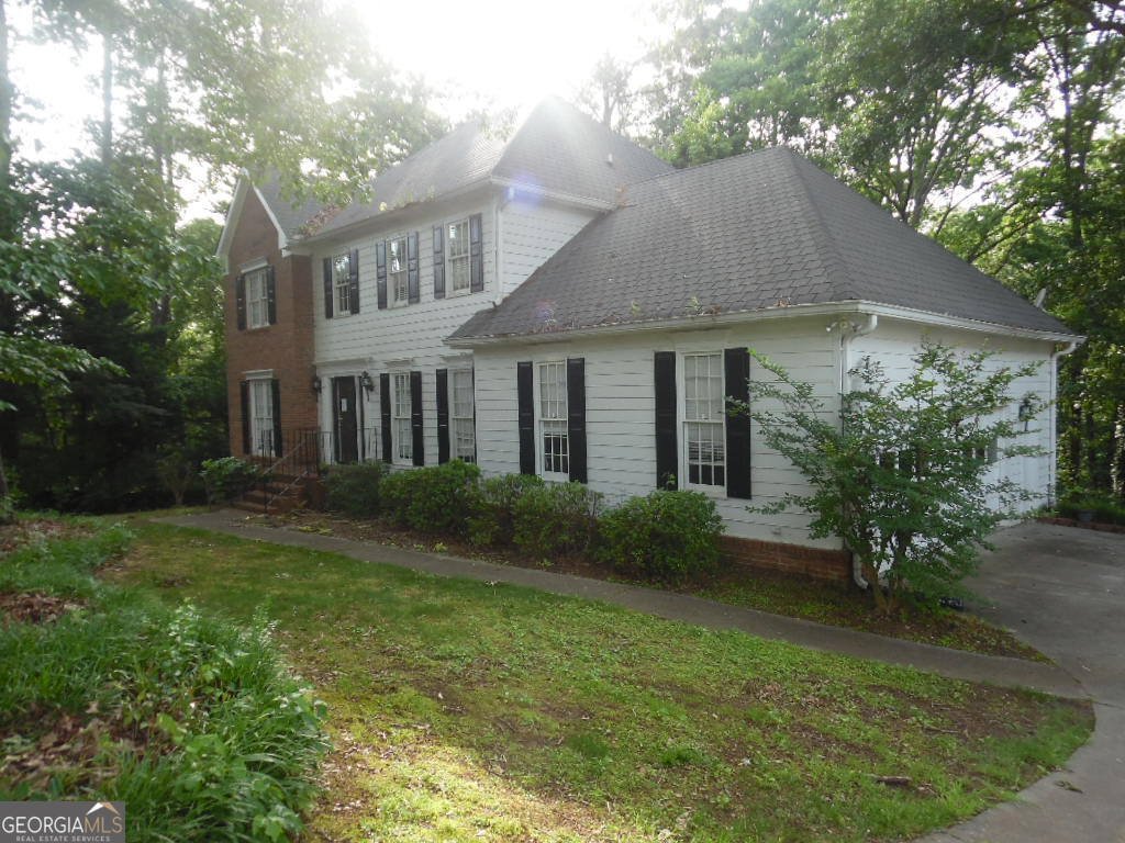 1205 PEBBLE BEND Drive Grayson - 22