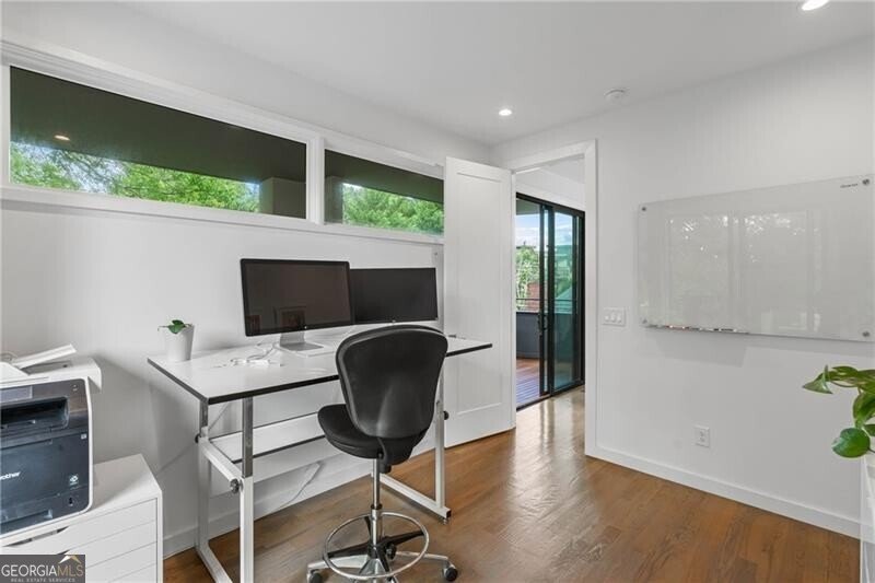 670 Willoughby Way Atlanta - 32