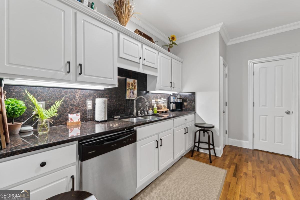 1031 Surrey Lane Greensboro - 13
