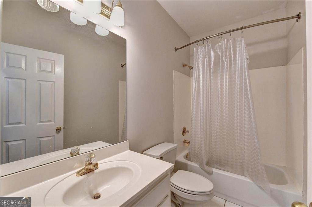 2324 Blackberry Court Snellville - 2