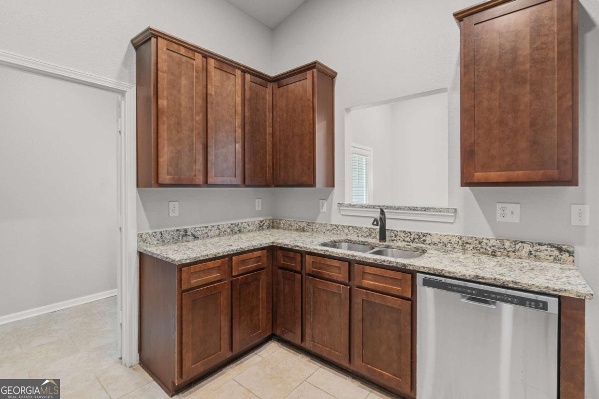 196 Al Jennah Boulevard Locust Grove - 12