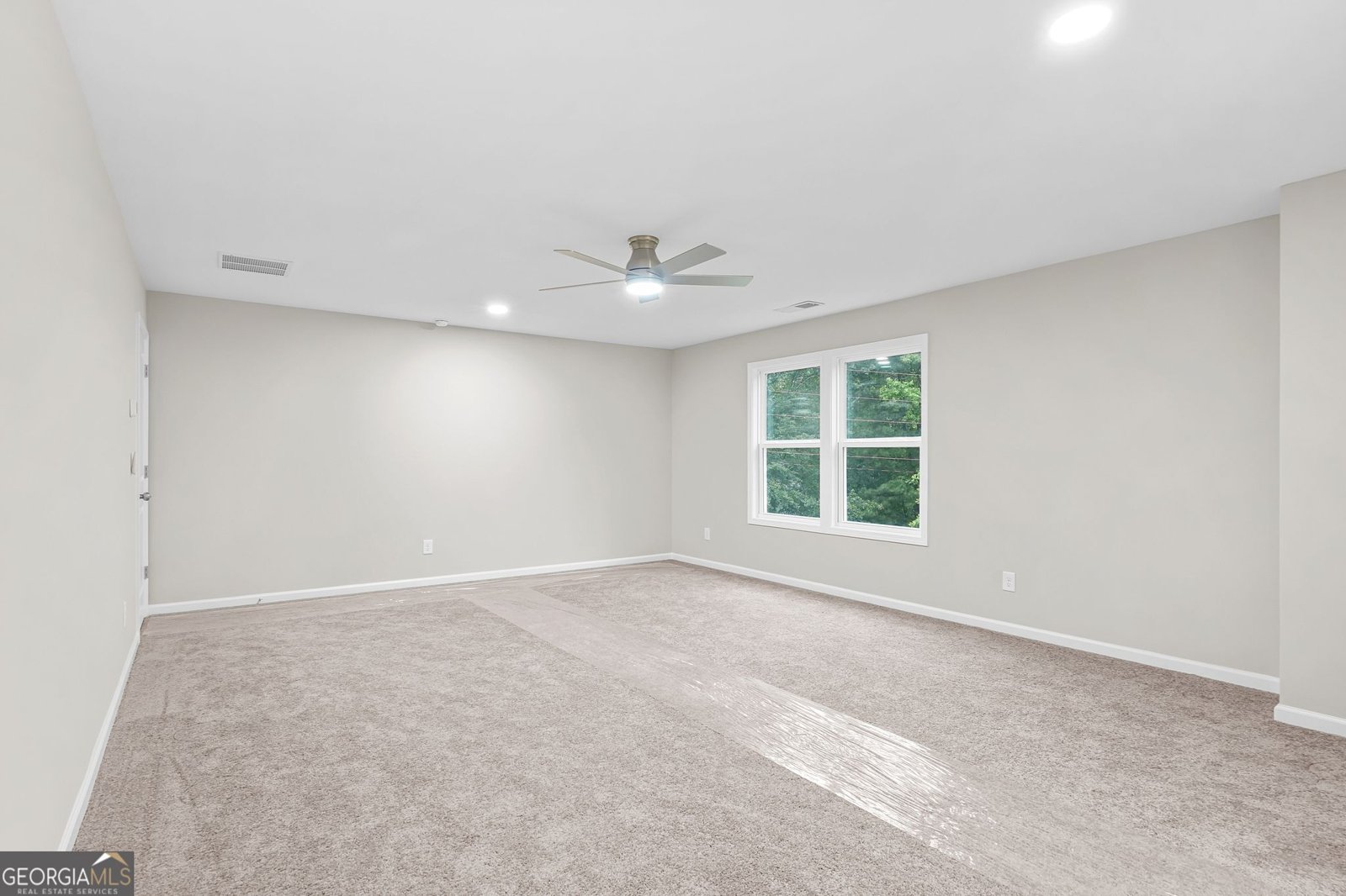 156 Club Circle Stockbrige - 5