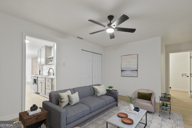 5 Burbank Boulevard Savannah - 6