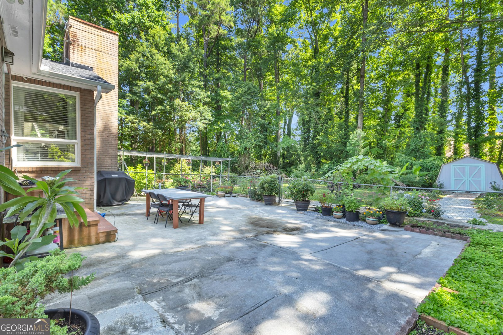 400 Little John Drive Lilburn - 23