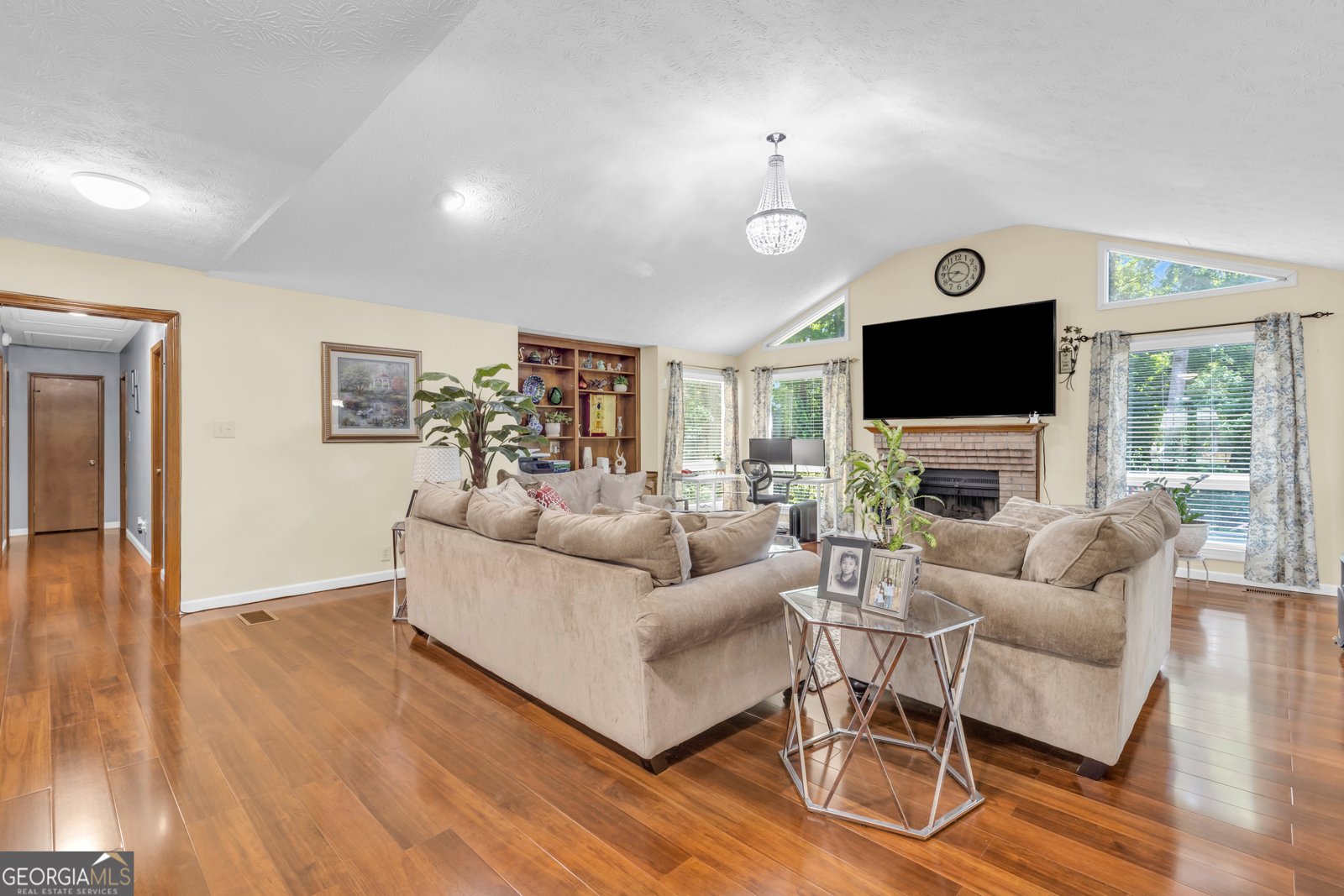 400 Little John Drive Lilburn - 4