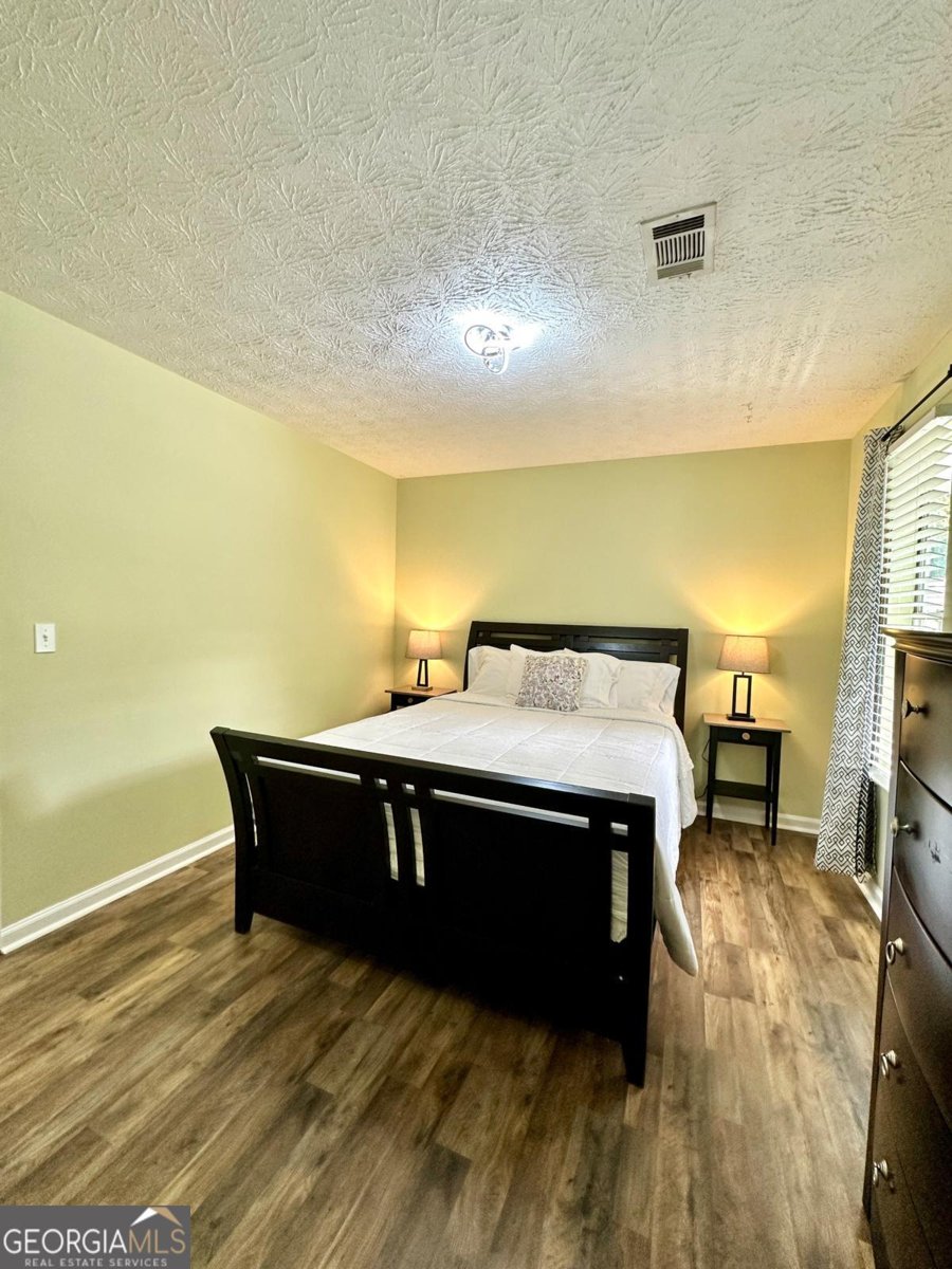 5223 HOLLYFIELD Drive Stone Mountain - 4