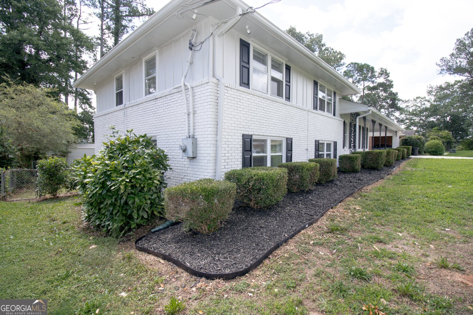 3686 Calmer Circle East Point - 16