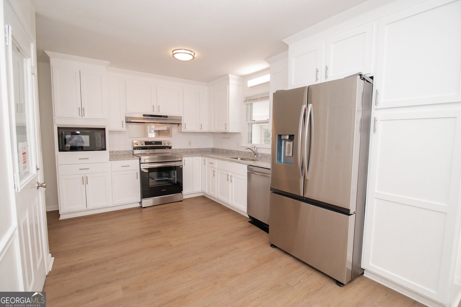 3686 Calmer Circle East Point - 21