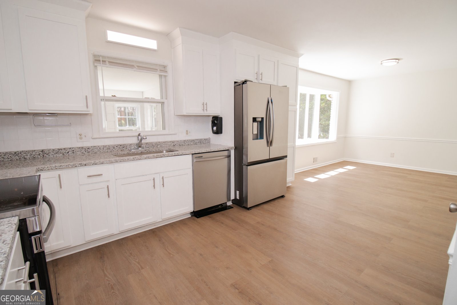 3686 Calmer Circle East Point - 23