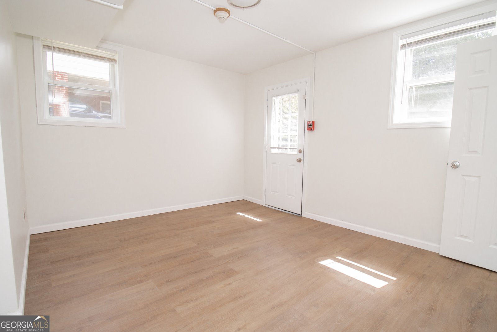 3686 Calmer Circle East Point - 3