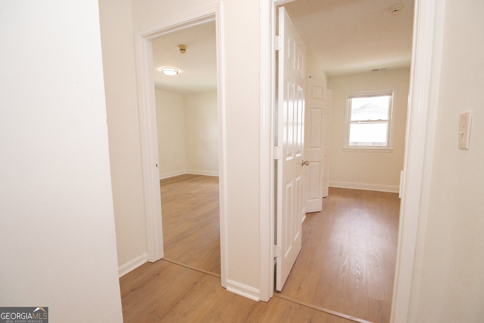 3686 Calmer Circle East Point - 31