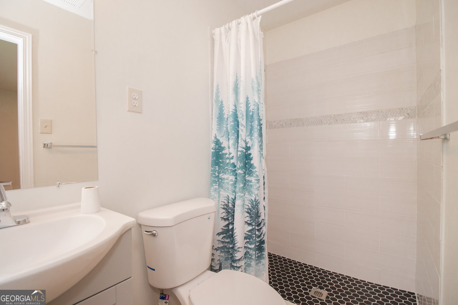 3686 Calmer Circle East Point - 34