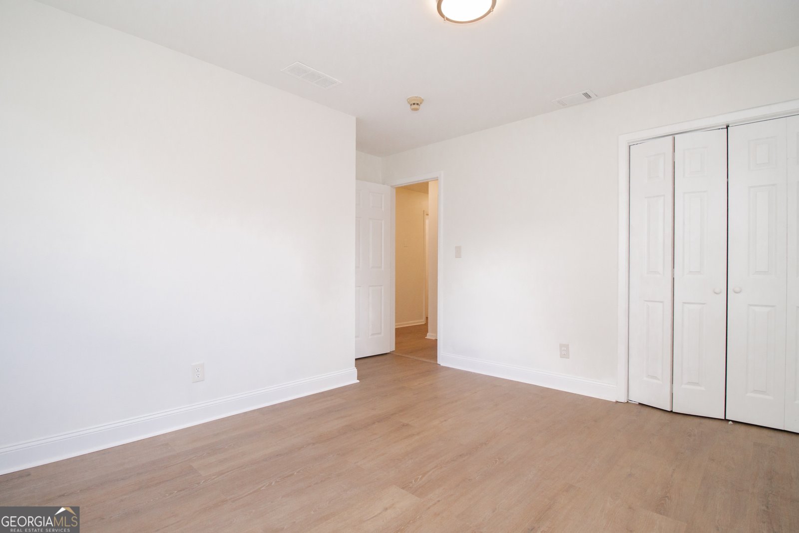 3686 Calmer Circle East Point - 39