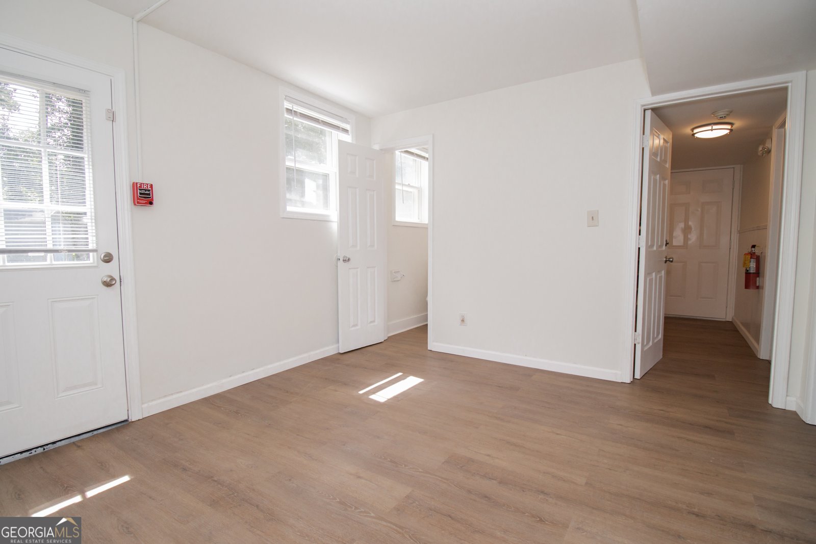 3686 Calmer Circle East Point - 4