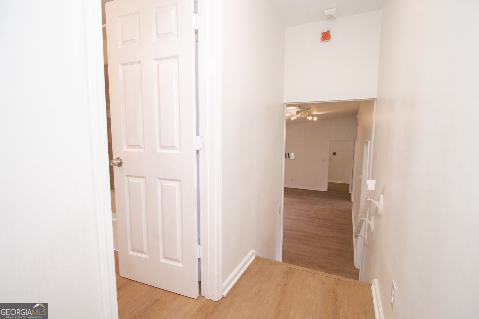 3686 Calmer Circle East Point - 40