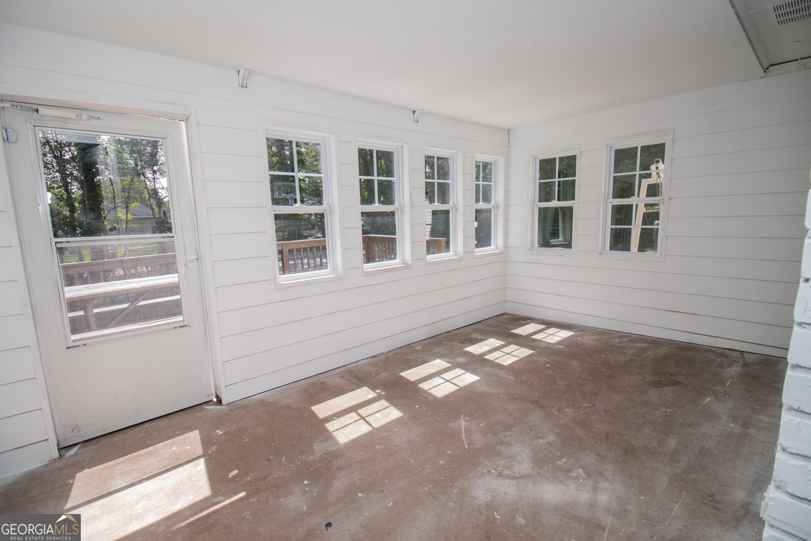 3686 Calmer Circle East Point - 7