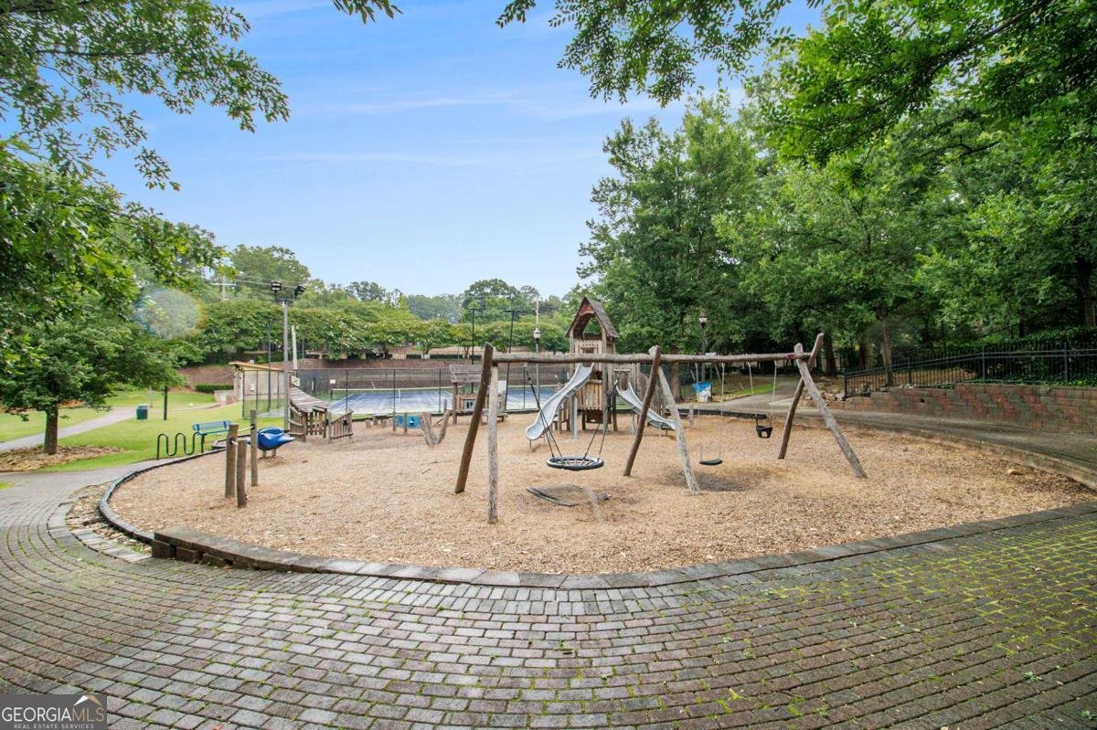 2057 Cambridge Avenue Atlanta - 8