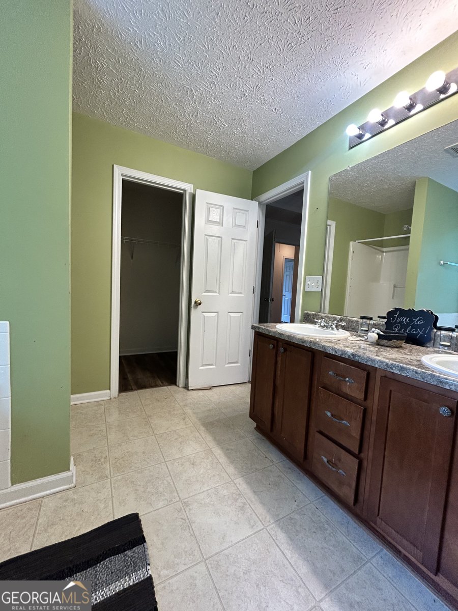 375 Sapphire Bend Riverdale - 15