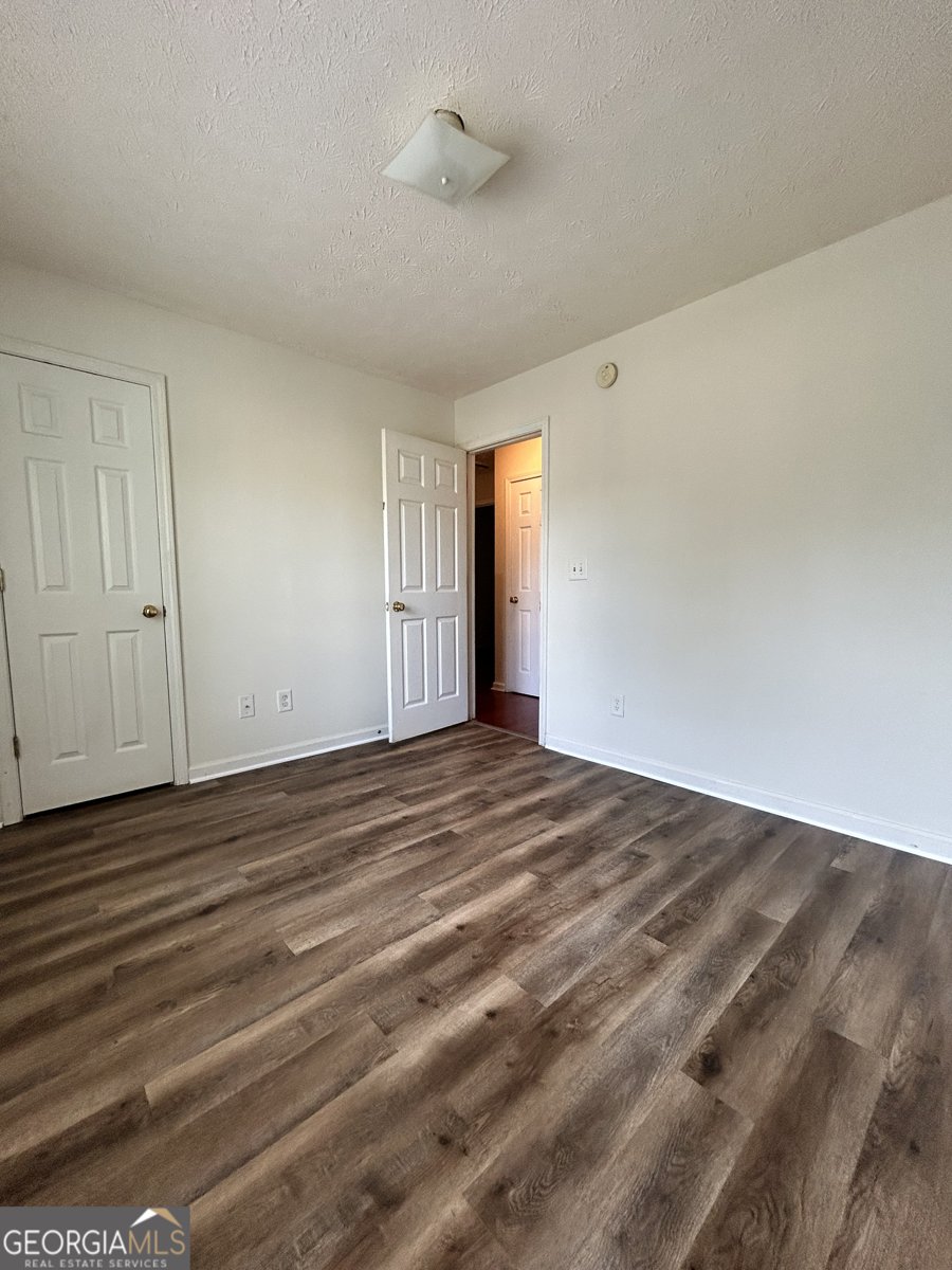 375 Sapphire Bend Riverdale - 21